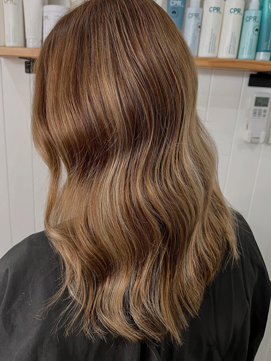 Glossy dimensional colour maintenance result